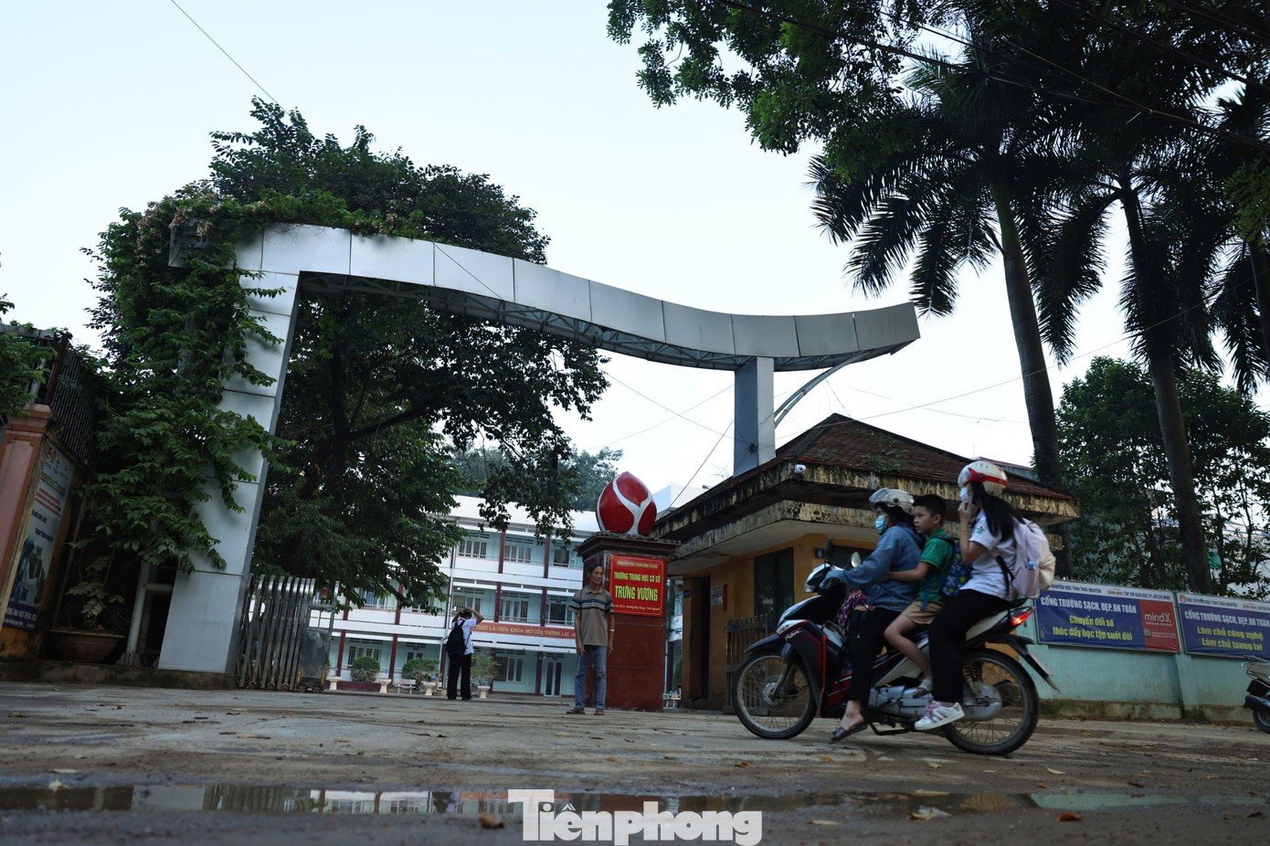tp-hoc-sinh-vung-lu27.jpg