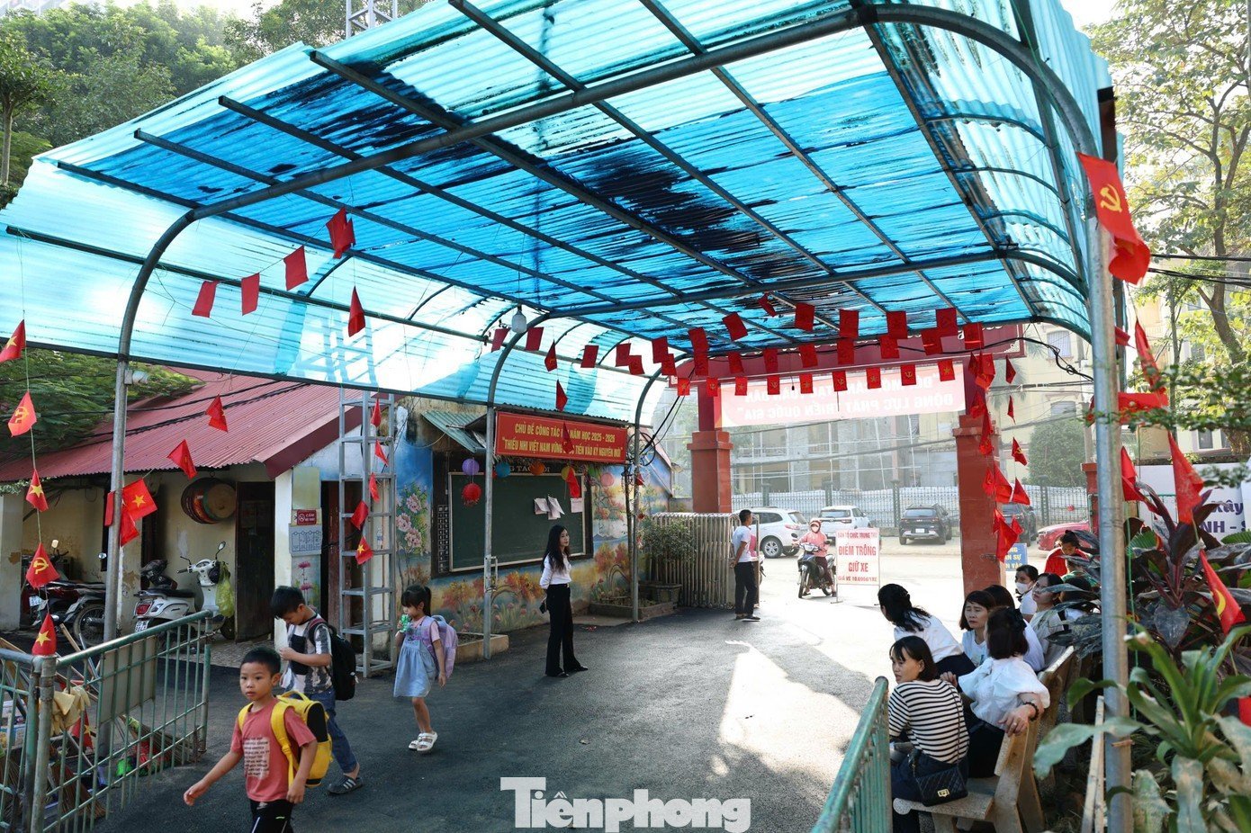 tp-hoc-sinh-vung-lu22.jpg