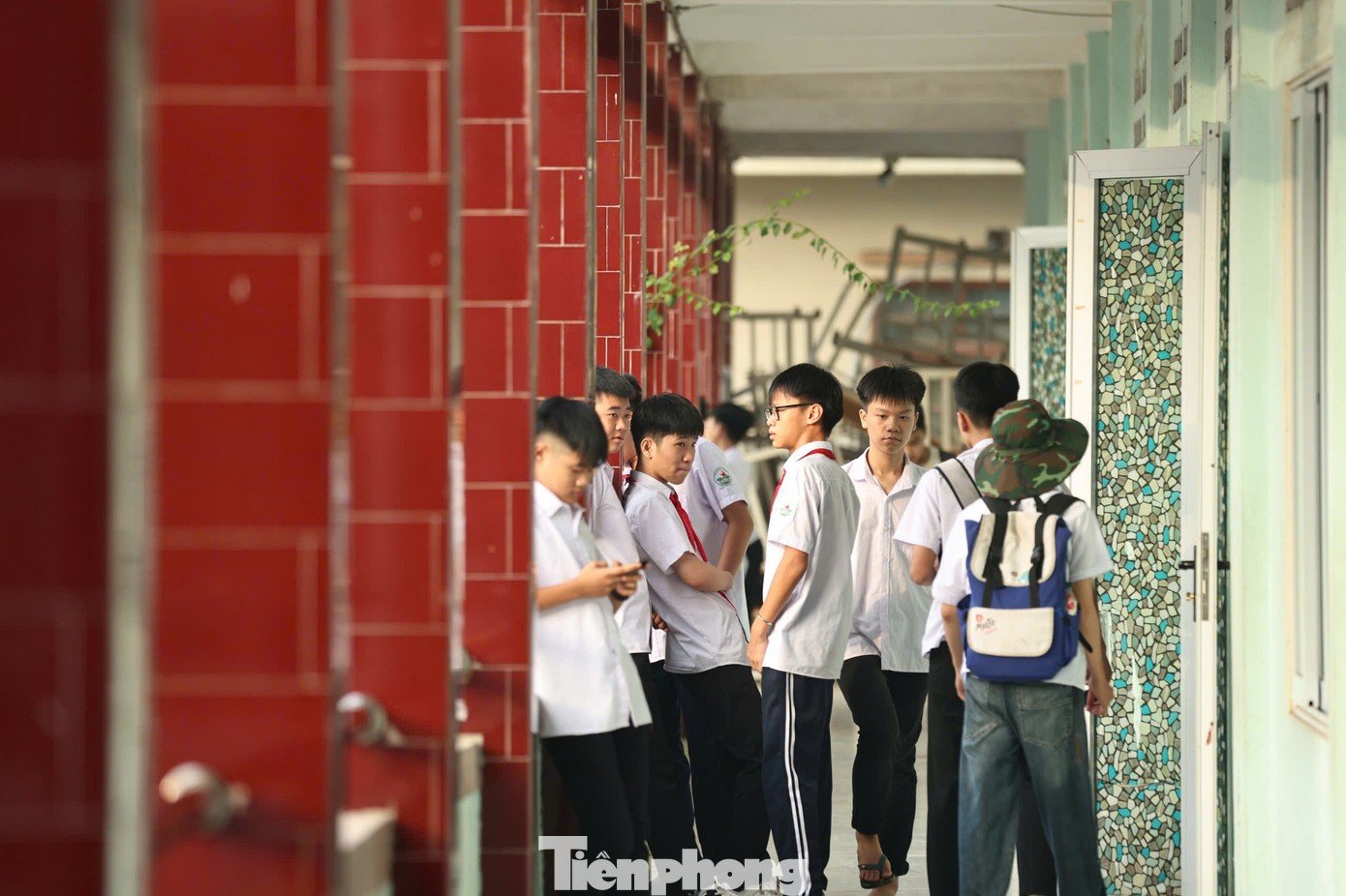 tp-hoc-sinh-vung-lu28.jpg