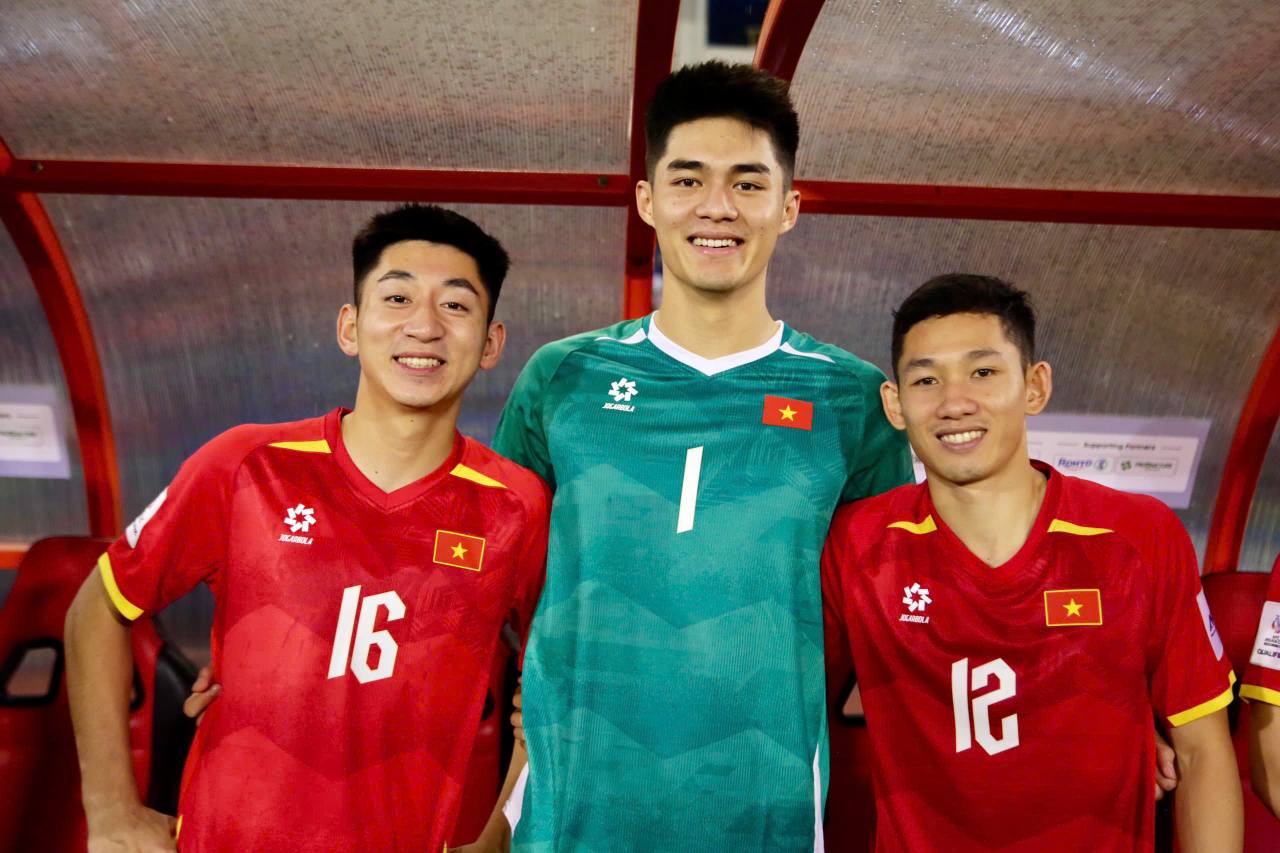 Đội hình Việt Nam vs Nepal: HLV Kim Sang-sik “xoay bài” mạnh mẽ?- Ảnh 2.