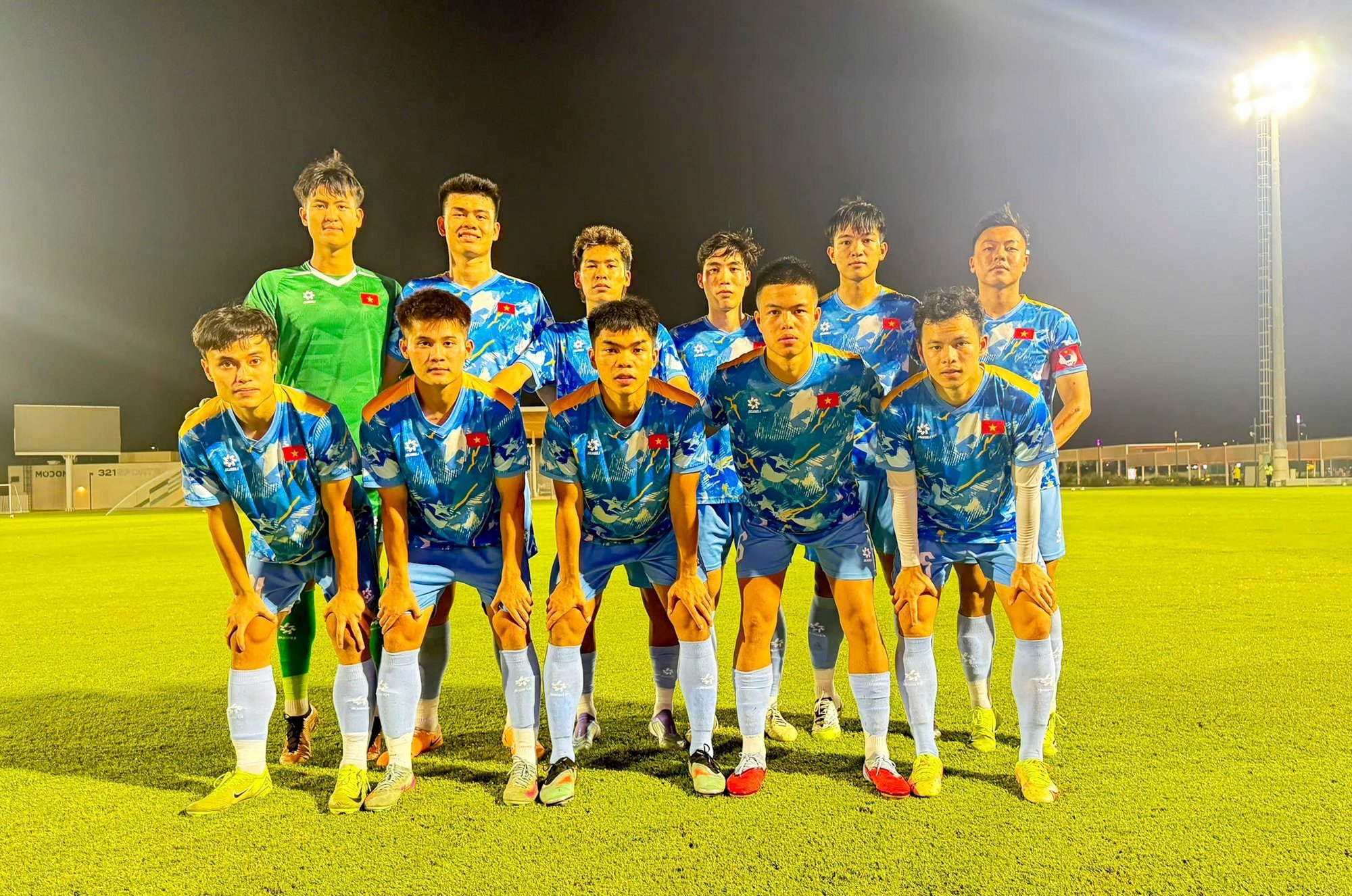 U23 Việt Nam 2 lần sút tung lưới cường địch Tây Á, thu về bài học quý trước thềm SEA Games- Ảnh 1.