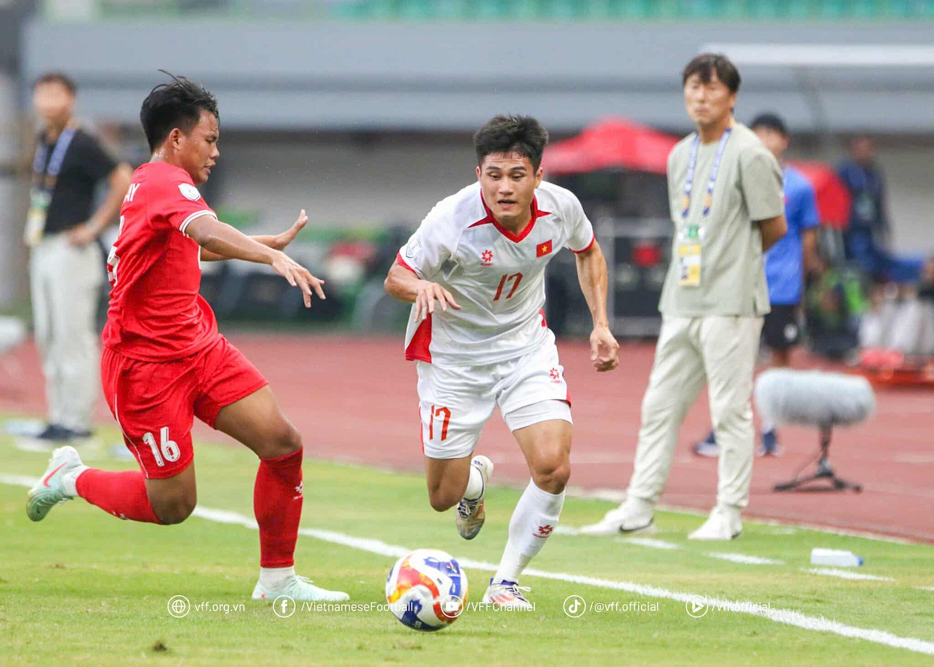 U23 Việt Nam 2 lần sút tung lưới cường địch Tây Á, thu về bài học quý trước thềm SEA Games- Ảnh 2.