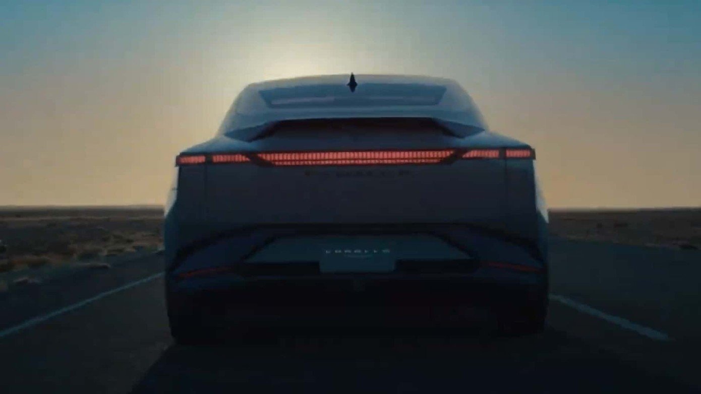 toyota-corolla-concept-teaser-1.jpg