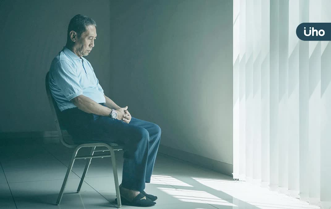 Chỉ những người thực sự già đi mới hiểu, có những thứ đáng sợ hơn không có tiền: Nỗi đau đằng sau tuổi nghỉ hưu!- Ảnh 5.