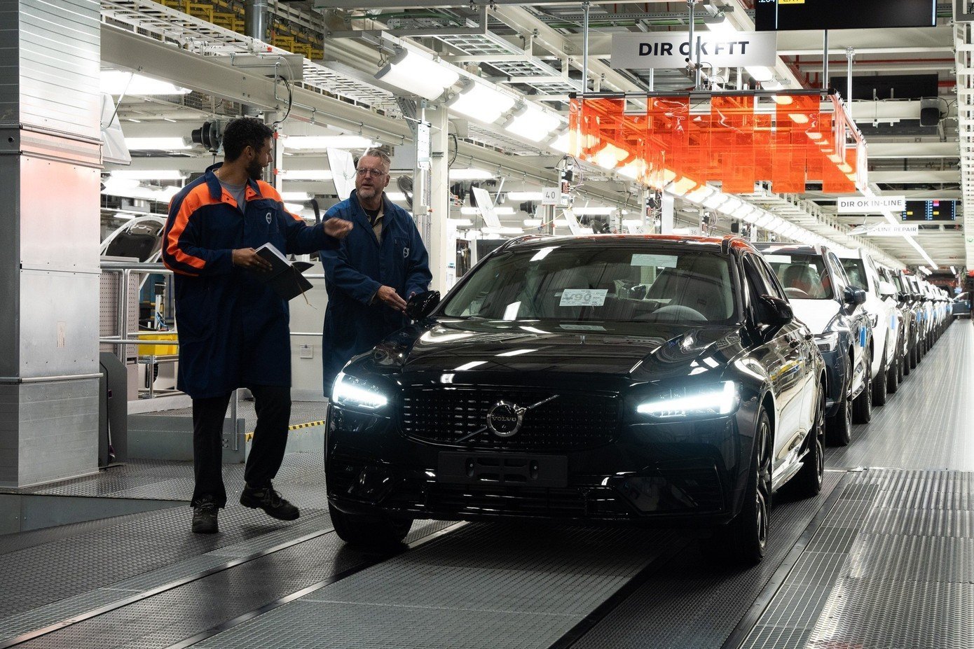 volvo-v90-production-3.jpg