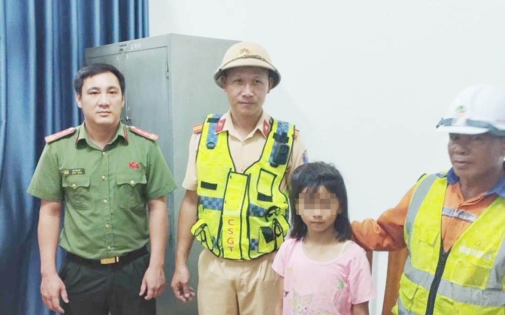 đi lạc.jpeg