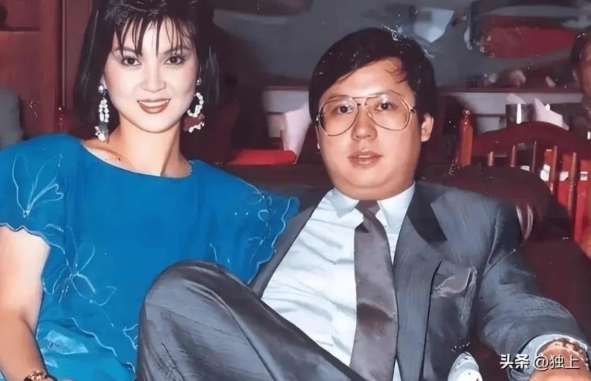 Ngọc nữ màn ảnh hé lộ “quy tắc sinh tồn trong hào môn”: Mang thai vẫn phải dậy sớm pha trà, hôn nhân chỉ là ván cờ quyền lực- Ảnh 4.