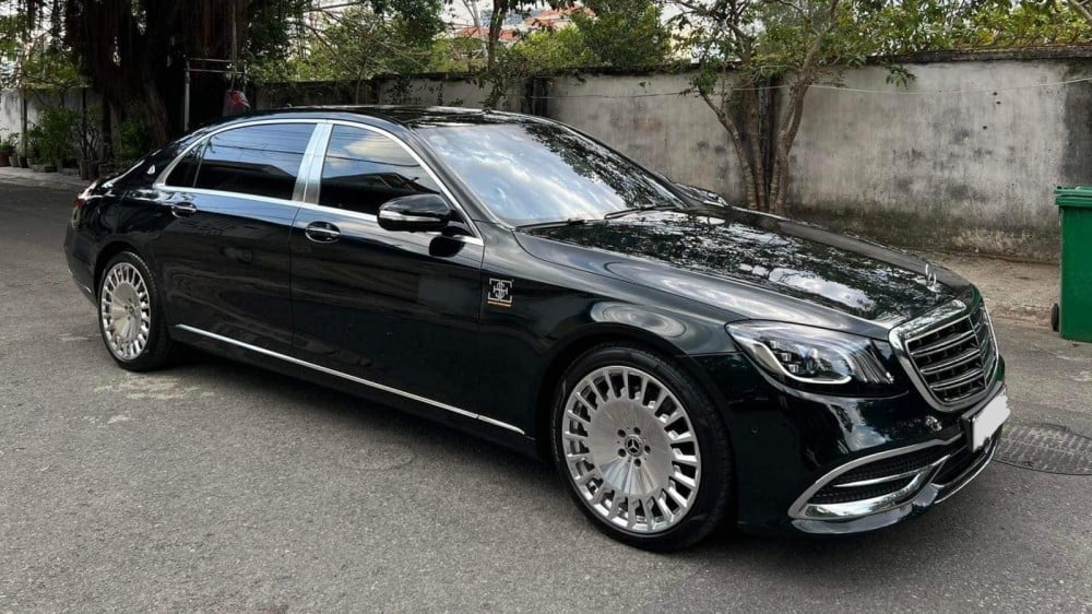 Soi dàn xe của 'cực phẩm một thời' Tống Đông Khuê: Từ McLaren, Ferrari đến Rolls-Royce, có xe dùng tiền bạn gái để mua- Ảnh 7.
