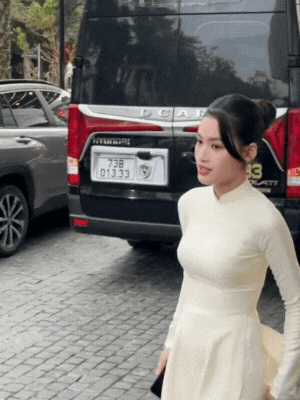 Đám cưới Hoa hậu Đỗ Hà và thiếu gia vào sáng nay: Chú rể chính thức lộ diện, cô dâu khóc nức nở! - Ảnh 8.