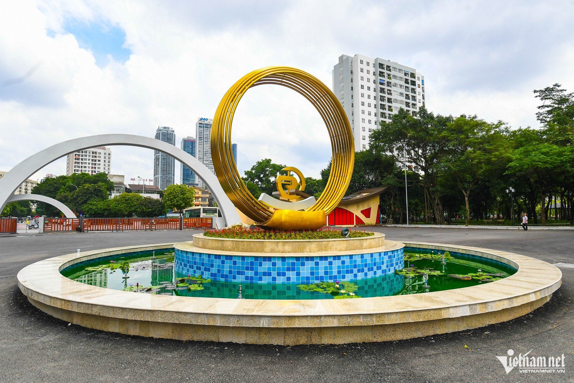 W-cong vien cau giay 10.jpg