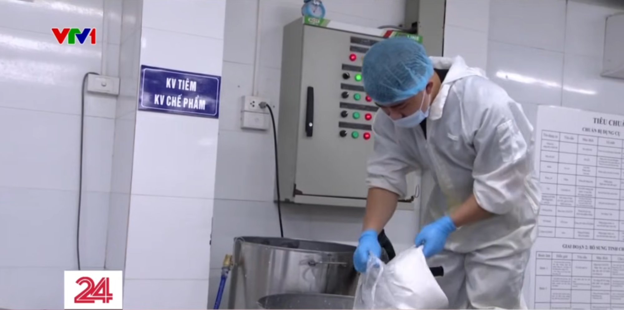 Cận cảnh quá trình bơm tinh chất “hô biến” thịt trâu đã giết mổ cả năm thành bò Wagyu thượng hạng- Ảnh 4.