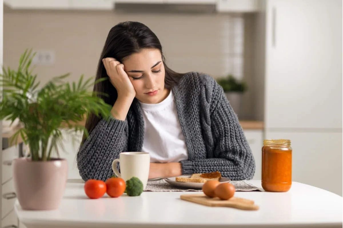Đột quỵ thường “nhắm đến” những người có thói quen này vào buổi sáng: Nhiều người Việt đang làm mỗi ngày- Ảnh 1.