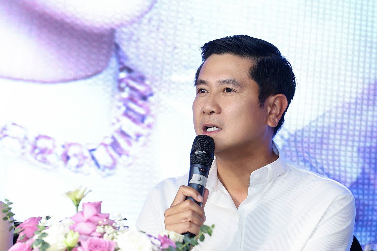 hohoaianh.jpg