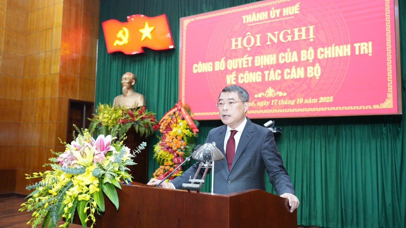 bi-thu-moi-3.jpg