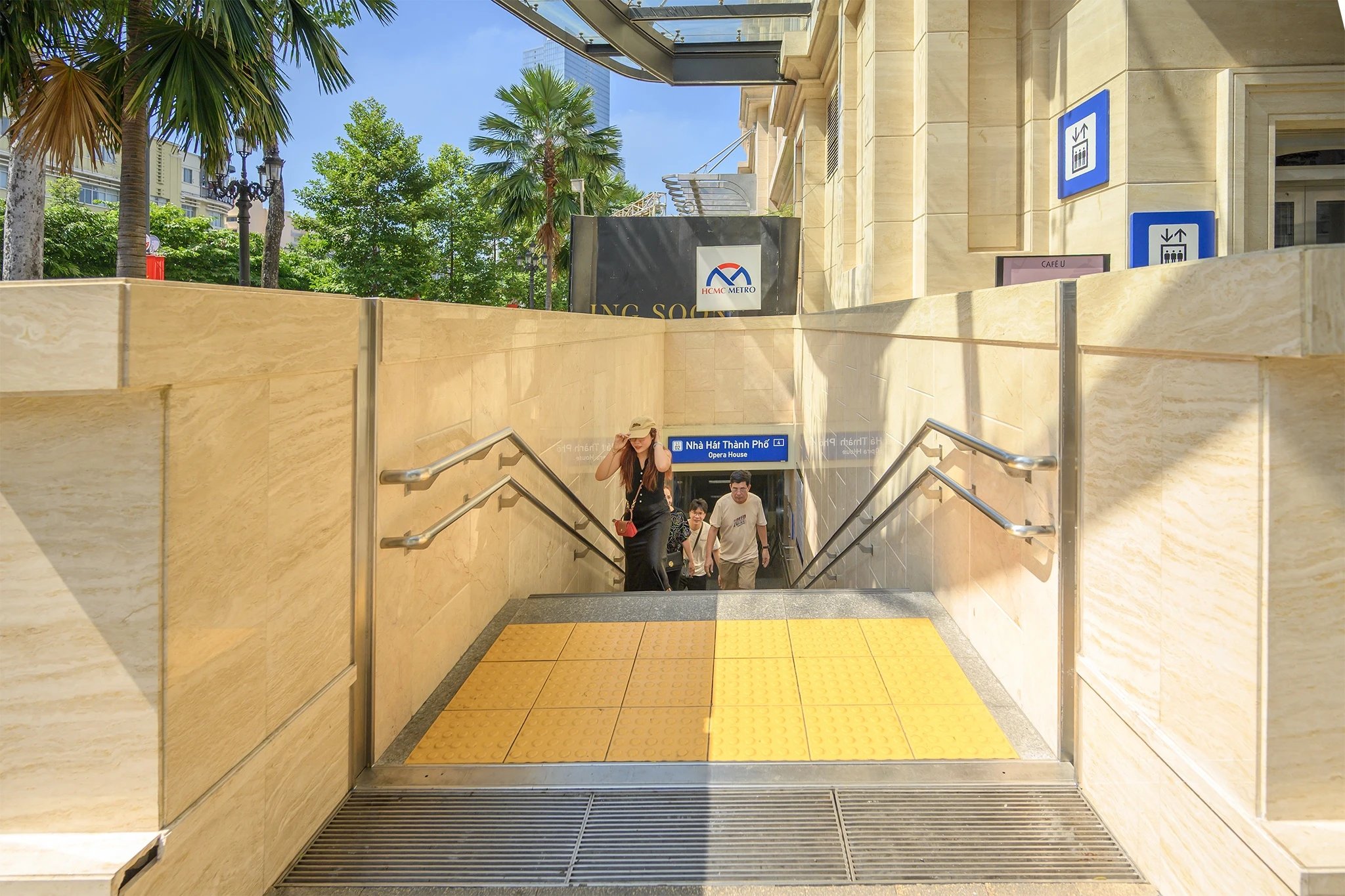 17-1760669609-khong-nhan-ra-ga-ngam-metro-so-1-tphcm.jpg