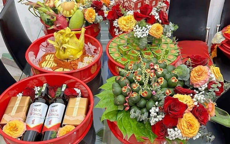 Sát ngày ăn hỏi, chú rể bị tình cũ đến nhà 