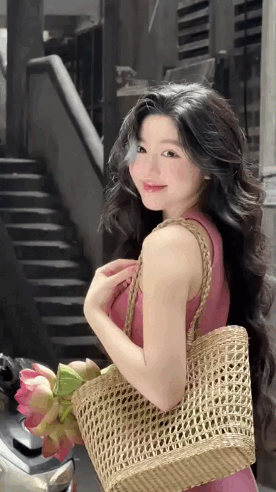 Câm nín trước visual Lọ Lem- Ảnh 10.