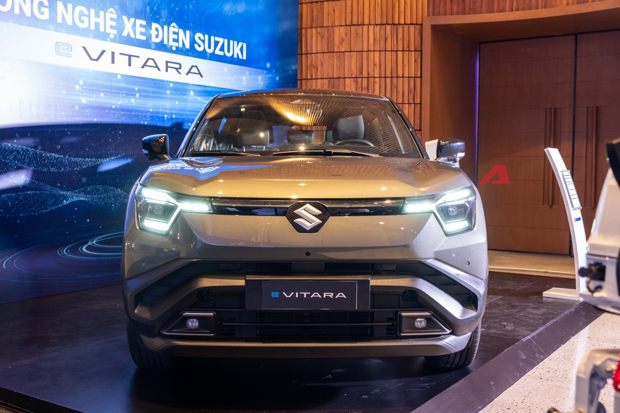 Suzuki eVitara bất ngờ xuất hiện tại Việt Nam: SUV thuần điện ngang cỡ VF 6, đi được tối đa 500km/lần sạc- Ảnh 5.