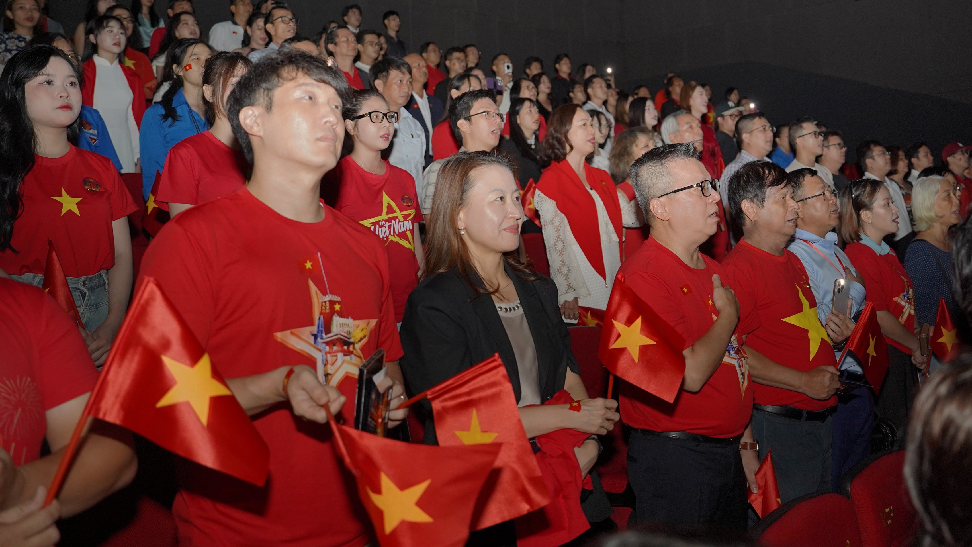 18-1760754675-khoanh-khac-chua-tung-co-trong-rap-chieu-o-tphcm.jpg