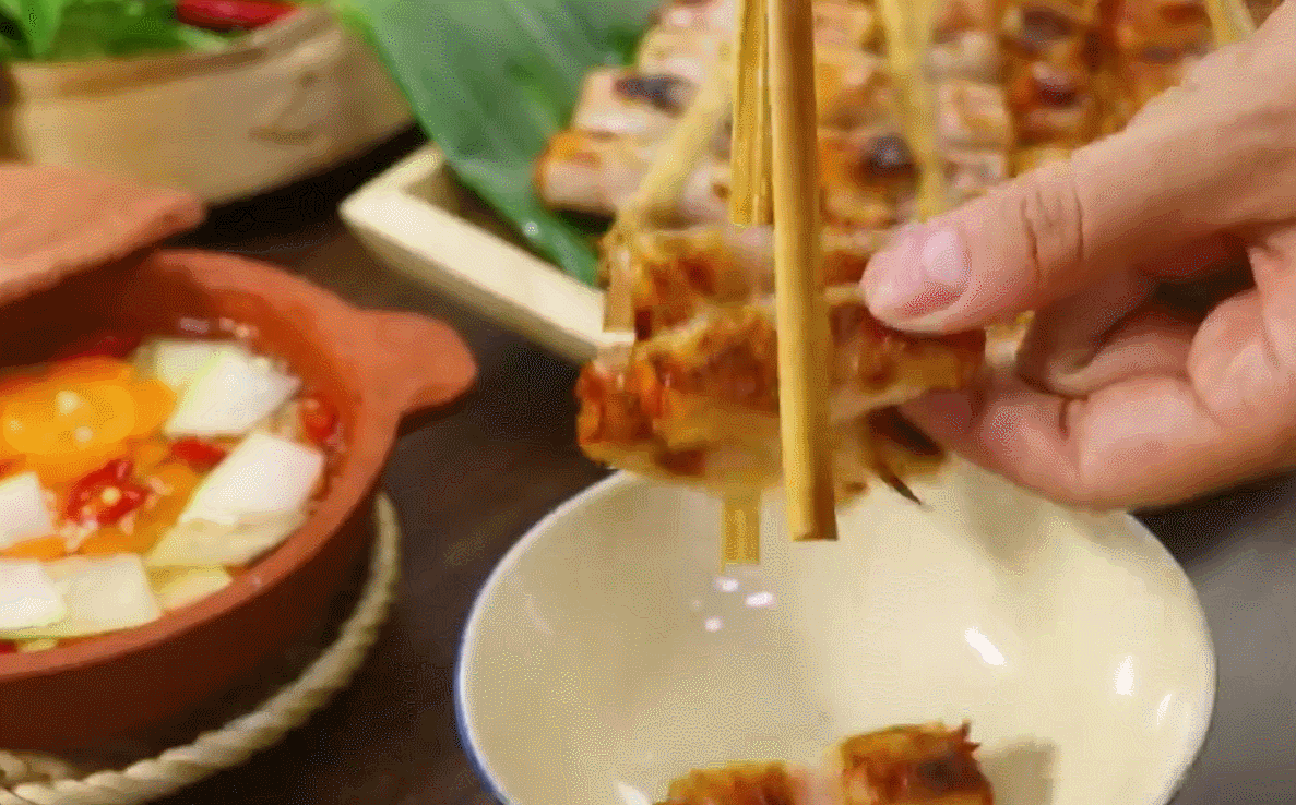 thumb chả tôm cooky TV.gif