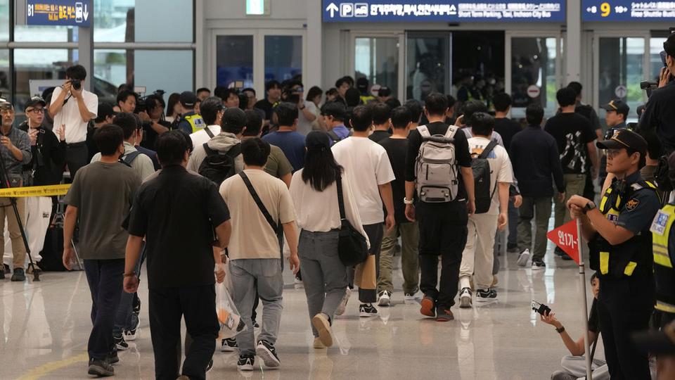 Màn “giải cứu” ngoạn mục một thanh niên 18 tuổi với tấm vé 1 chiều bay đi Campuchia để làm “việc nhẹ lương cao”- Ảnh 1.