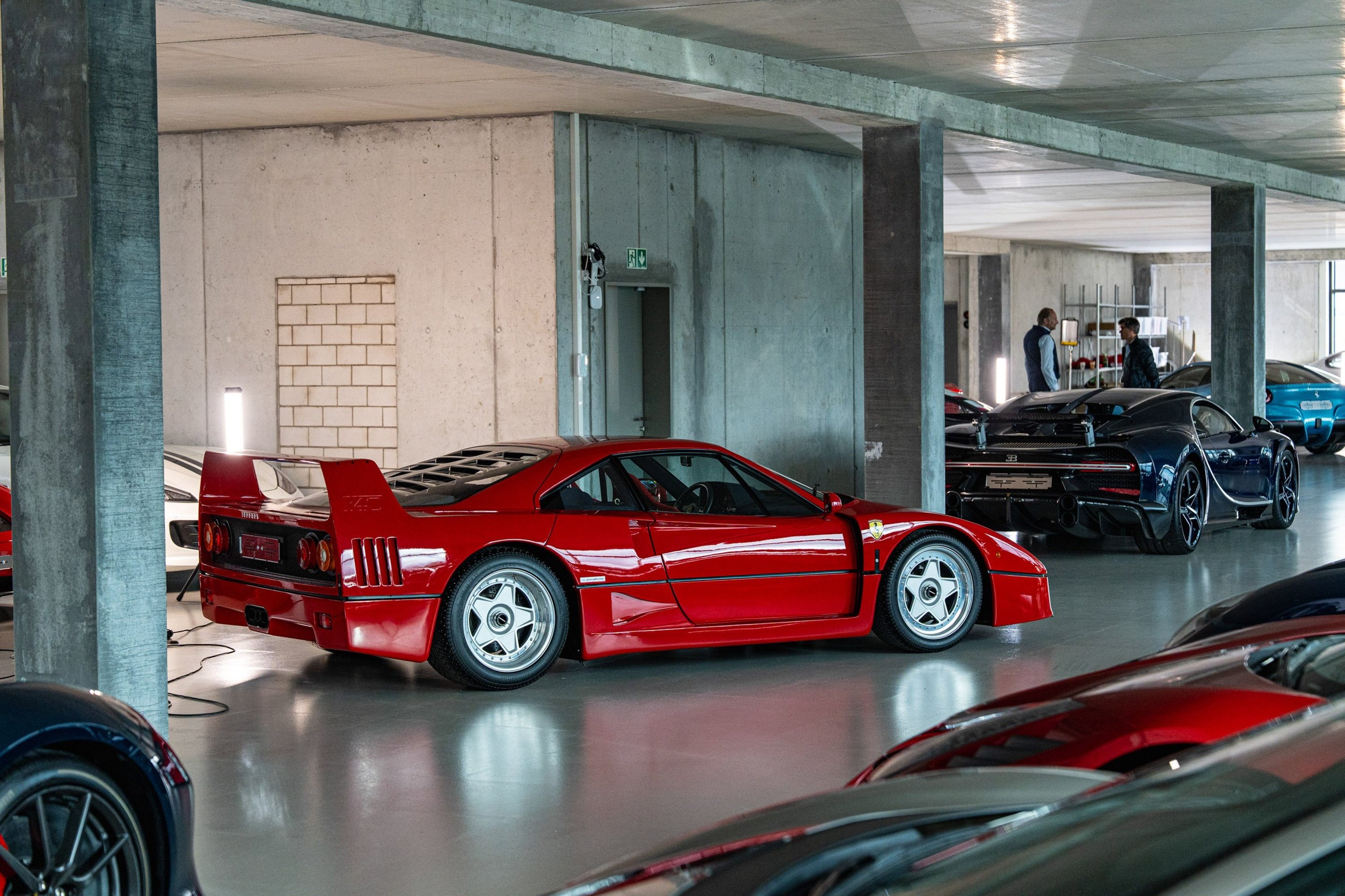 sieu xe, dau gia, sotheby, ferrari, lamborghini, bugatti, pagani anh 2