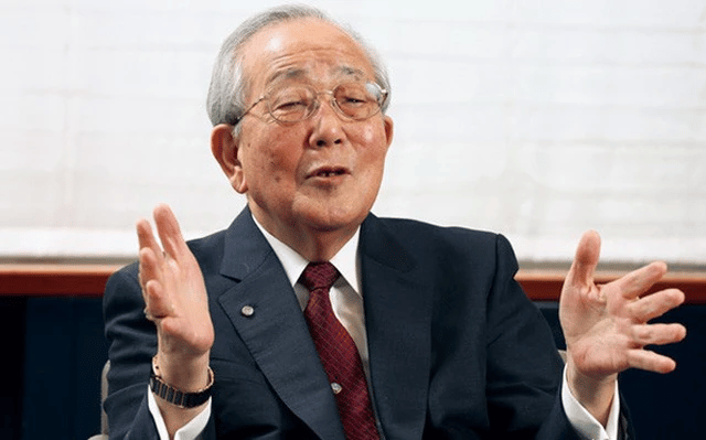 ''Thần kinh doanh'' Nhật Bản Kazuo Inamori: Nếu muốn thành công mỉm cười với mình, người trẻ nên ghi nhớ kỹ 5 điều này- Ảnh 3.