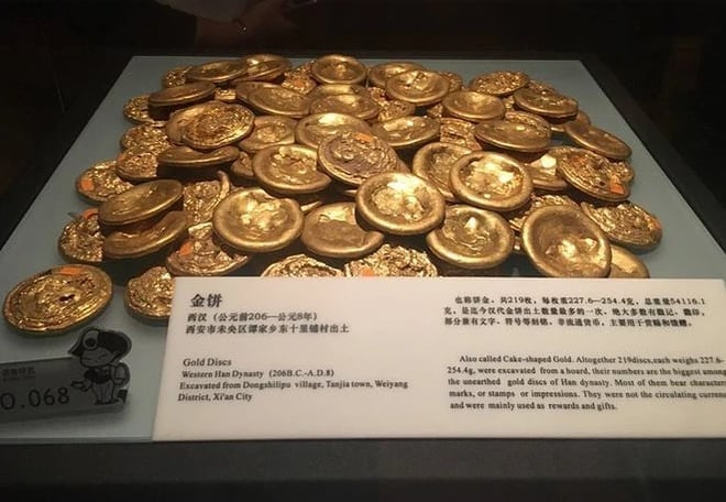 19-1760865631-lao-nong-bat-ngo-dao-duoc-60kg-vang-co-the-con-200-tan-nua.jpg
