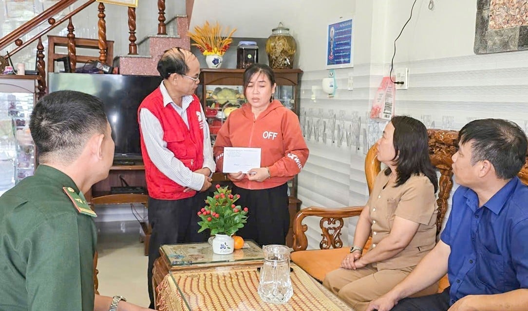 nguoi-than.jpg