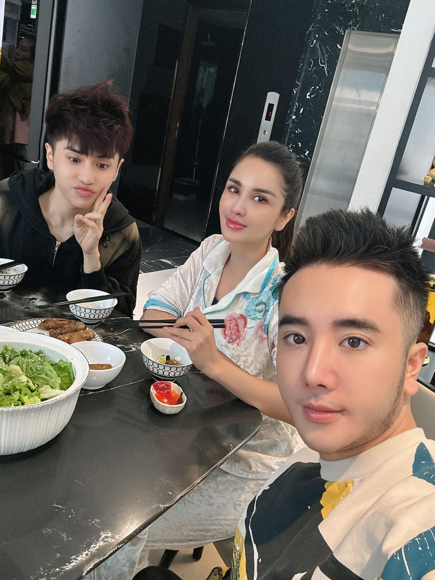 Công Ken là ai, giàu cỡ nào?- Ảnh 4.