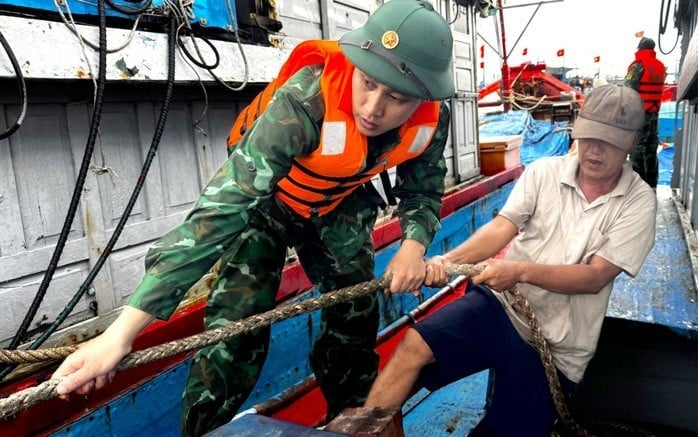 Bão số 12 Fengshen gây lũ lớn ở miền Trung , Thủ tướng chỉ đạo khẩn cấp - Ảnh 1.