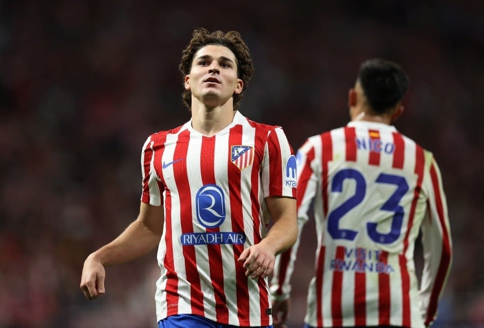20-1760974134-atletico-ra-gia-khong-tuong-cho-alvarez.jpg