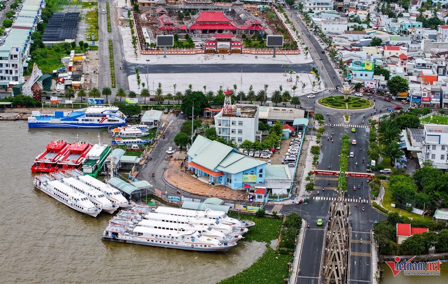 W-bến tàu Rạch Giá.jpg