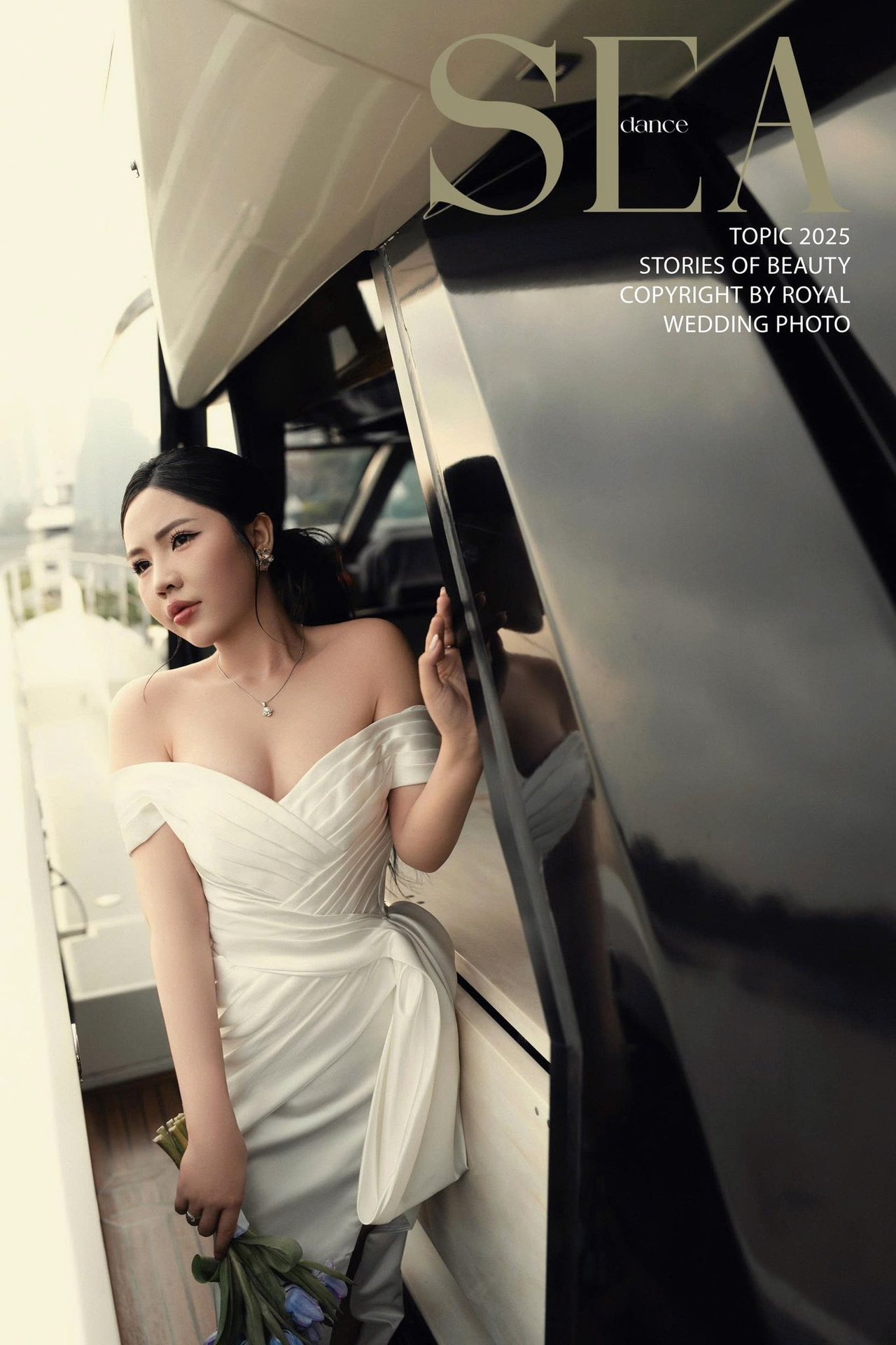 Tiền vệ ĐT Việt Nam khoe ảnh cưới trên du thuyền cùng cô chủ tiệm vàng- Ảnh 6.