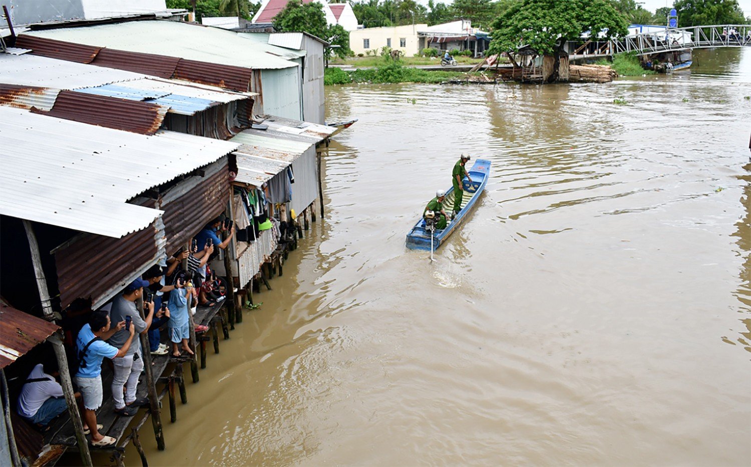tìm kiếm bé trai 4 tháng (1).jpg
