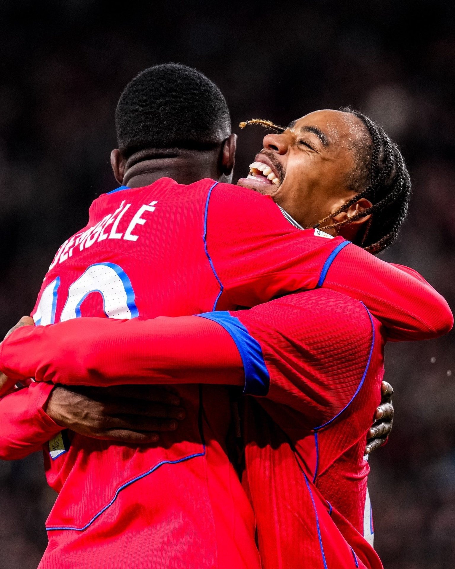 22-1761088388-dembele-tai-xuat-an-tuong-psg-trut-mua-ban-thang-vao-luoi-leverkusen.jpg