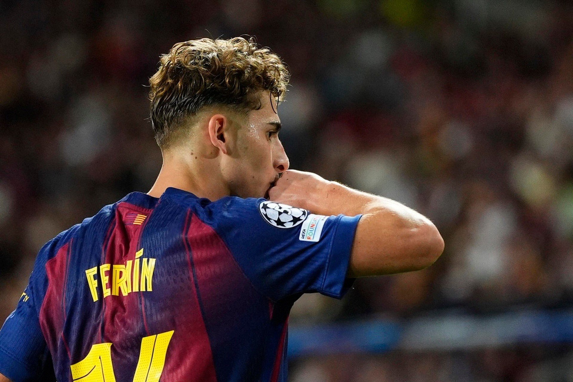 EFE - Fermin Lopez Barca Olympiacos.jpg