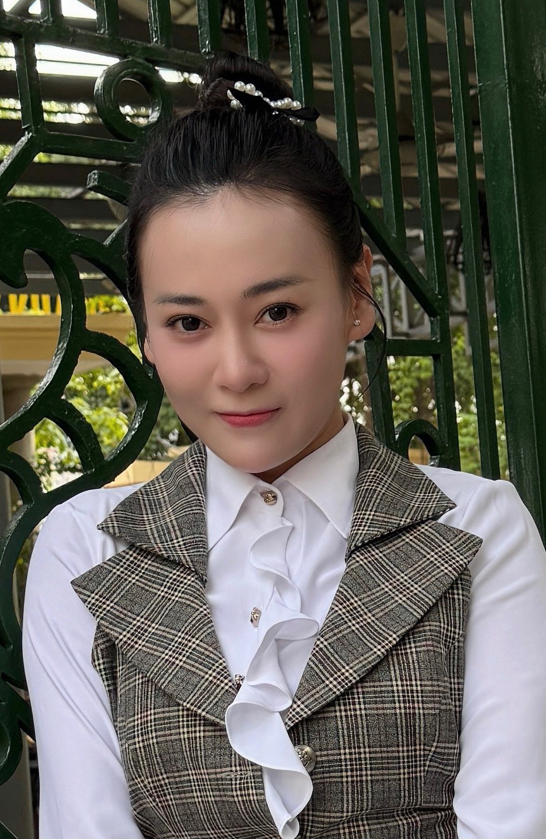 Clip 5 phút ai xem cũng thấy ngượng giùm Phương Oanh- Ảnh 1.