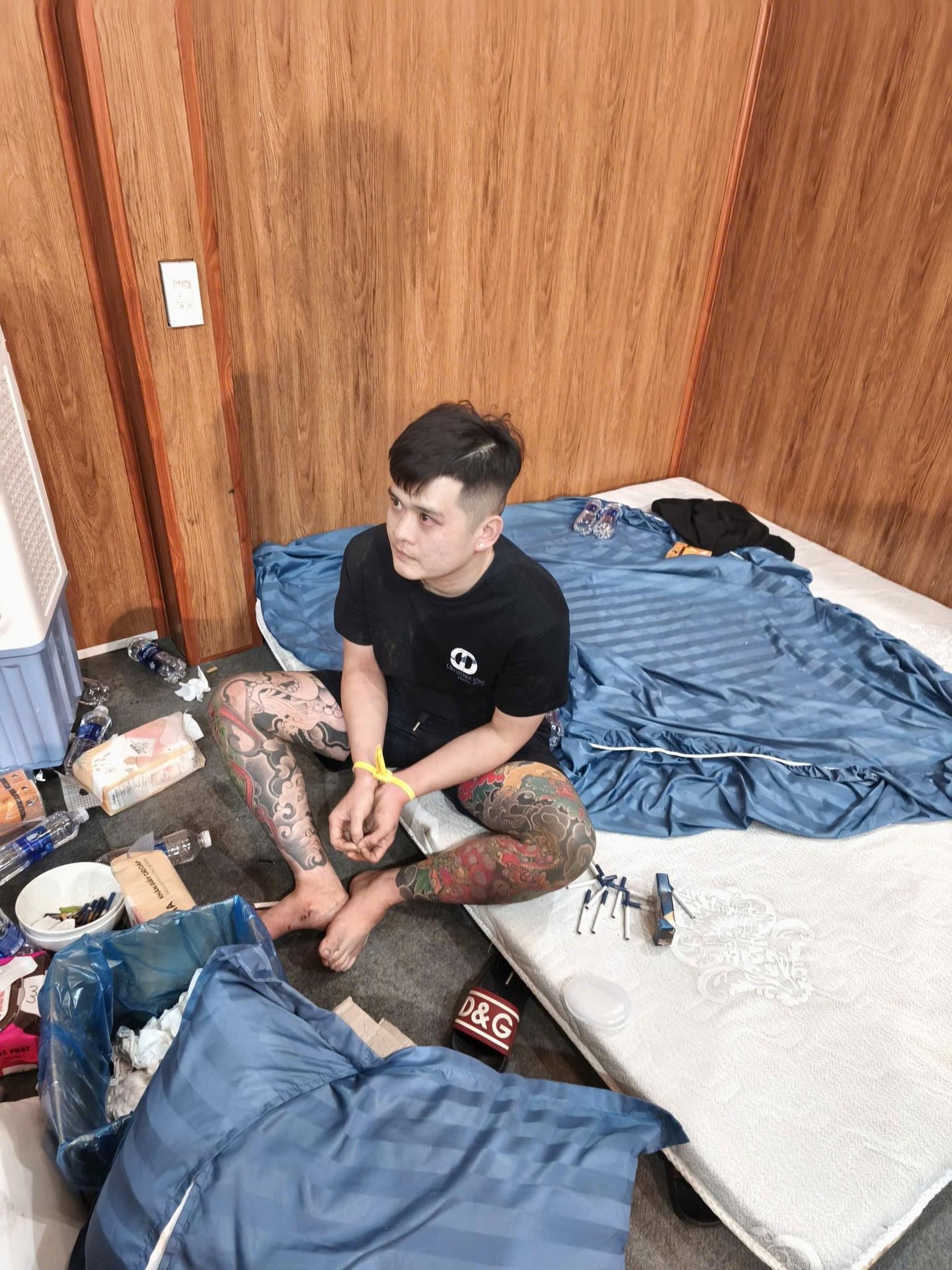 Cảnh tượng thác loạn trong bữa tiệc sinh nhật tại homestay ở Măng Đen, 28/30 đối tượng dương tính ma tuý- Ảnh 3.