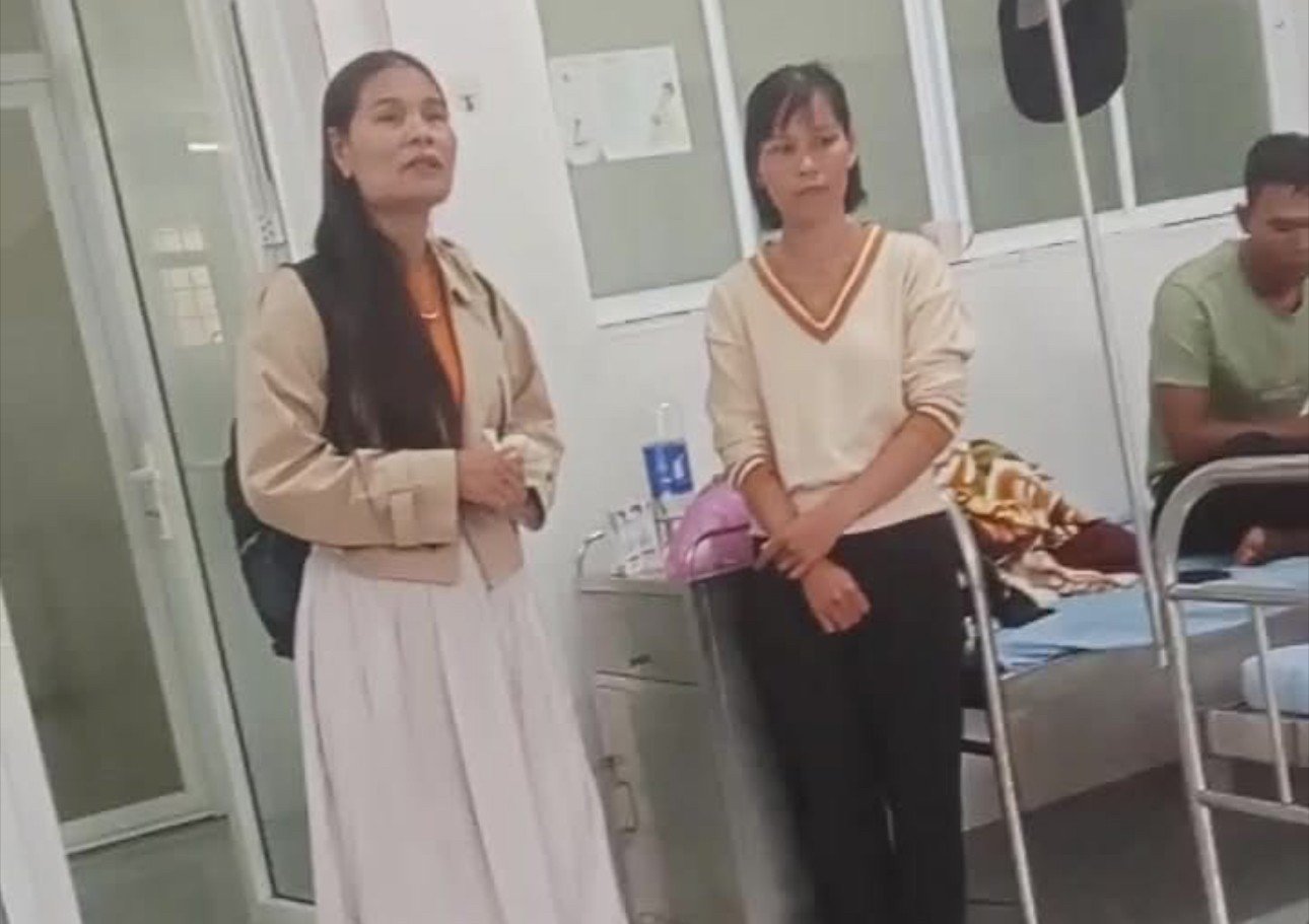 Tiếp tục đình chỉ công tác nữ Phó Hiệu trưởng vụ 40 học sinh nghi ngộ độc ở Quảng Trị- Ảnh 1.