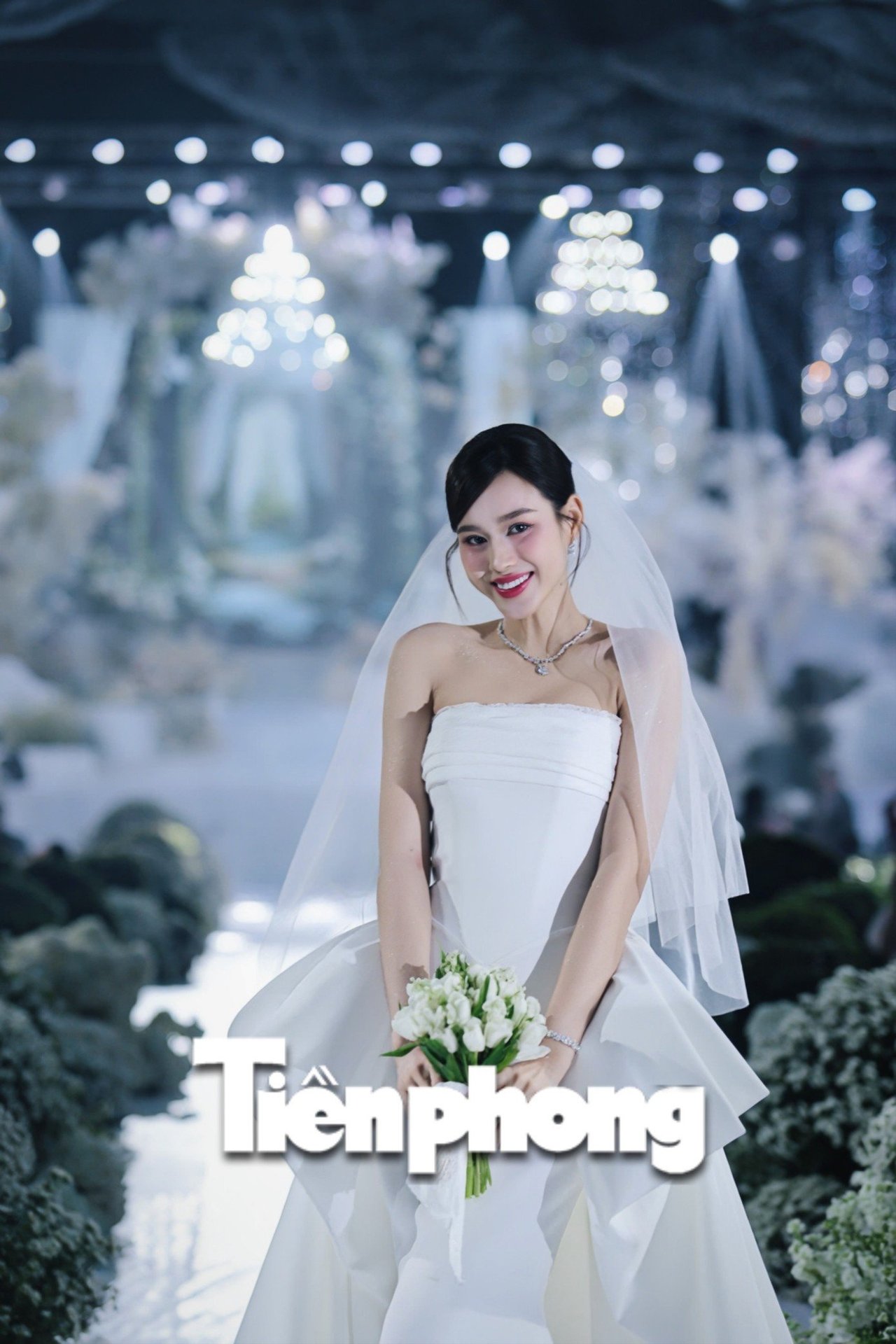 Toàn cảnh đám cưới từ 6h sáng tới đêm khuya của Hoa hậu Đỗ Thị Hà- Ảnh 21.