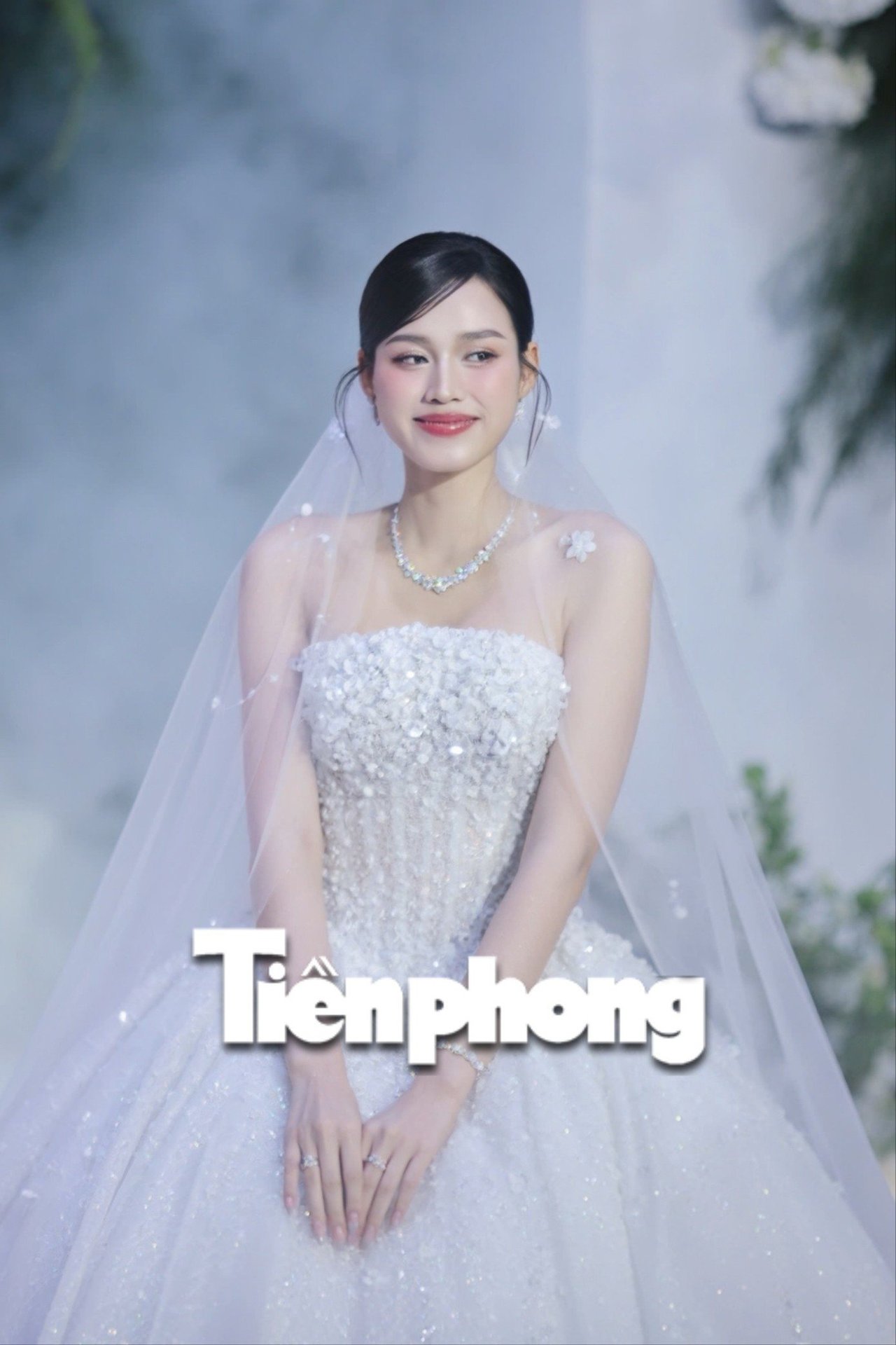 Toàn cảnh đám cưới từ 6h sáng tới đêm khuya của Hoa hậu Đỗ Thị Hà- Ảnh 23.