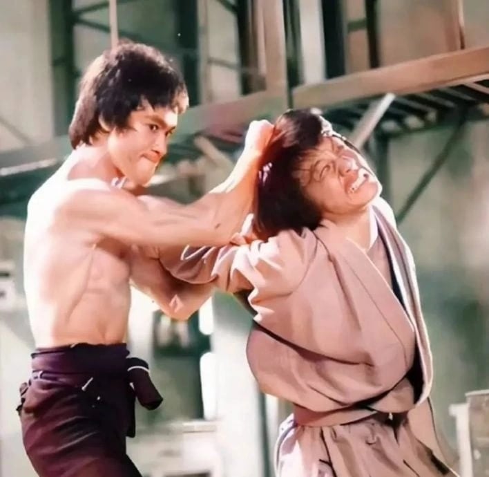 23-1761204682-tranh-cai-clip-thanh-long-che-gieu-ly-tieu-long.jpg