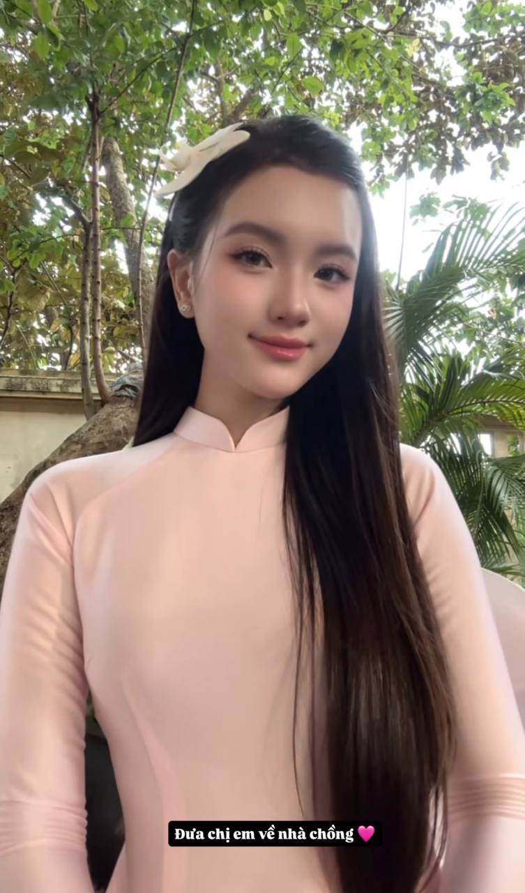 Chân dung cô gái xách vali cho Đỗ Hà ở Thanh Hoá gây sốt: Camera lia vội mà cũng cỡ này hả?- Ảnh 3.
