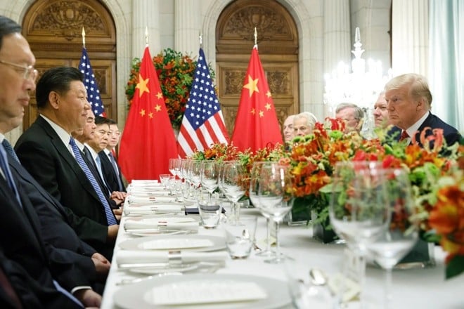trump gap tap can binh.jpg