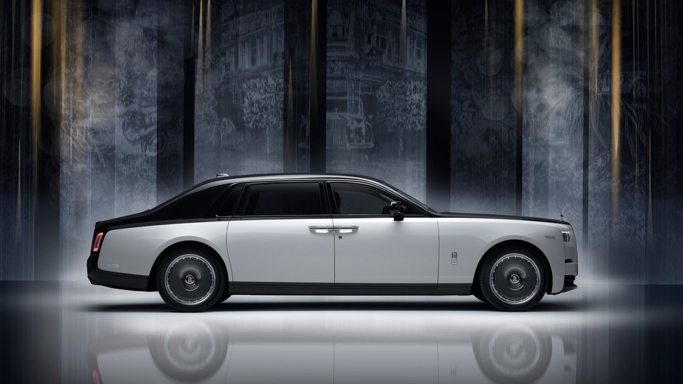 0-phantom-centenary-private-collection-1.jpg