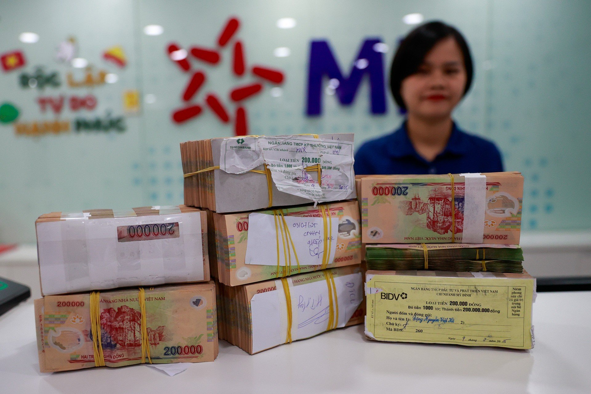 MB Bank_2117.jpg
