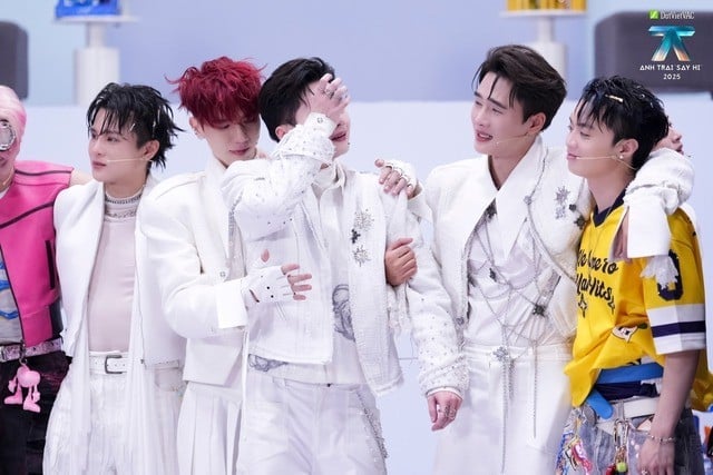 Lộ kết quả Say Hi Live Stage 3, nhiều Anh Trai khóc đến bất tỉnh?- Ảnh 1.