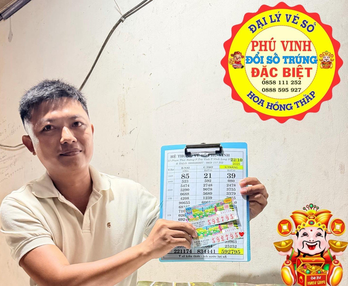 Xổ số miền Nam: Nam công nhân trúng giải đặc biệt Sau khi mua vé số thăm bệnh - Ảnh 3.