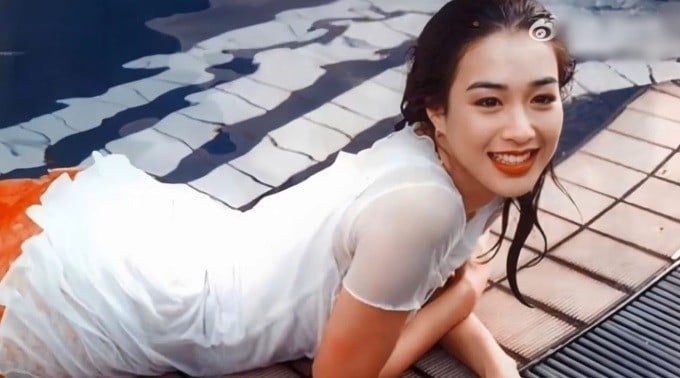 Con gái 15 tuổi của